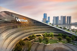 Doanh thu Viettel tăng 15,6%, phát thải chỉ nhích 3,5%