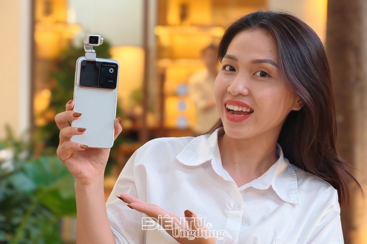 Cận cảnh HONOR Robot Phone, chiếc smartphone hot nhất tuần qua Cận cảnh HONOR Robot Phone, chiếc smartphone hot nhất tuần qua