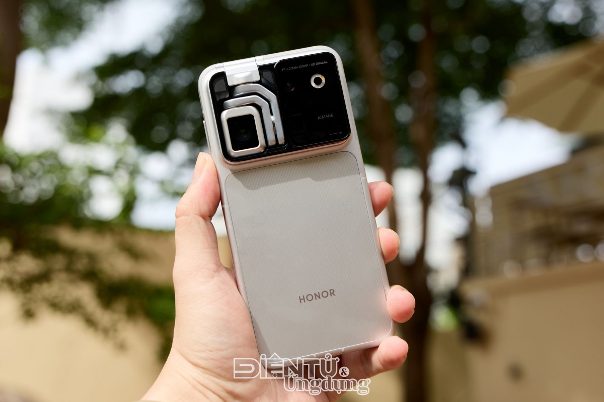 Cận cảnh HONOR Robot Phone, chiếc smartphone hot nhất tuần qua Cận cảnh HONOR Robot Phone, chiếc smartphone hot nhất tuần qua