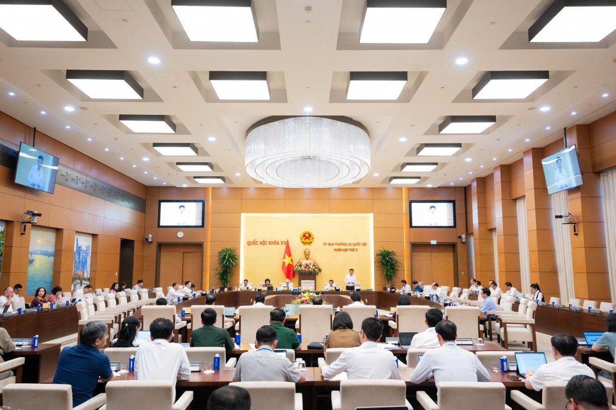 Quang cảnh Phiên họp. (Ảnh: quochoi.vn) Quang cảnh Phiên họp. (Ảnh: quochoi.vn)