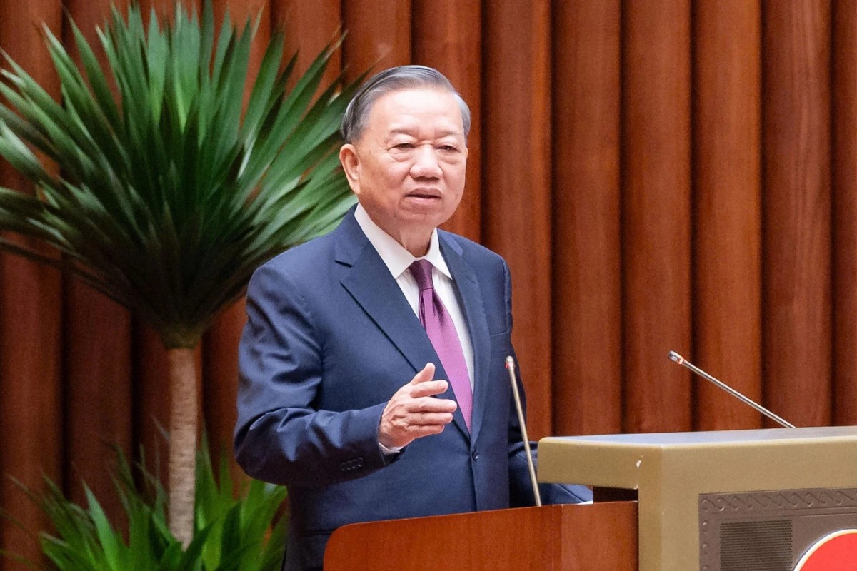 Từ mùa thu Tháng Tám đến khát vọng vươn mình Từ mùa thu Tháng Tám đến khát vọng vươn mình