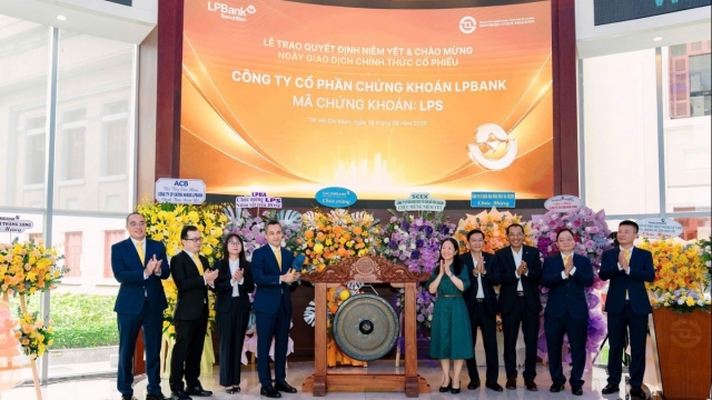 LPBS chính thức niêm yết trên sàn HOSE mở ra hành trình phát triển mới