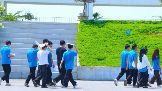 Phân tích thống kê kết quả điểm thi lại tại trường chuyên Tuyên Quang
