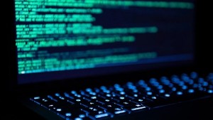FBI cảnh báo tin tặc dùng AI tấn công PLC Siemens