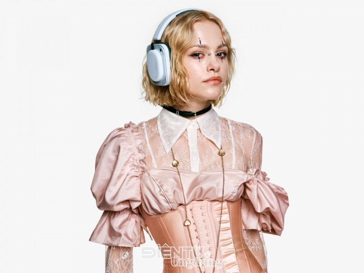Nothing và Rue Miche hợp tác ra mắt Headphone (a) Nothing và Rue Miche hợp tác ra mắt Headphone (a)