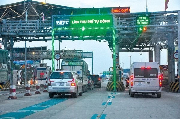 Phó Thủ tướng Thường trực Chính phủ Phạm Gia Túc yêu cầu kiểm tra thông tin phản ánh về hoạt động thu phí điện tử đường bộ.