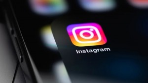 Instagram ra mắt First Draft, tự động cắt video cho Reels