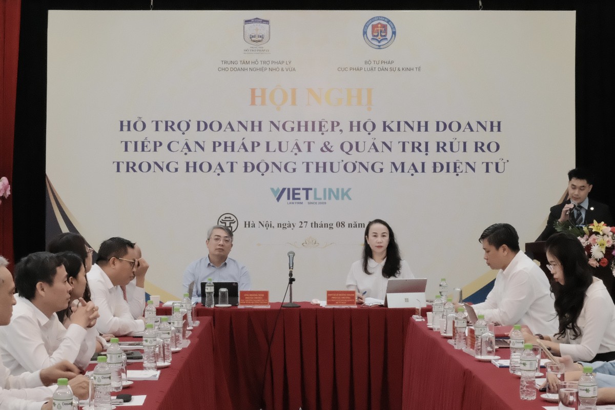 Hỗ trợ doanh nghiệp, hộ kinh doanh tiếp cận pháp luật và quản trị rủi ro trong hoạt động thương mại điện tử