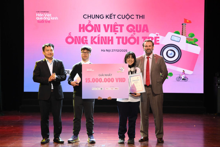 Cuộc thi Hồn Việt qua Ống kính Tuổi trẻ 2026 trở lại với chủ đề Ánh sáng