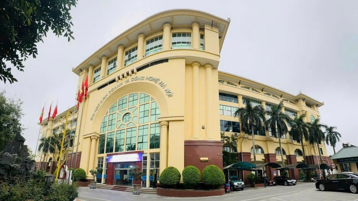 Trường Đại học Kinh doanh và Công nghệ Hà Nội tuyển 362 chỉ tiêu liên thông chính quy