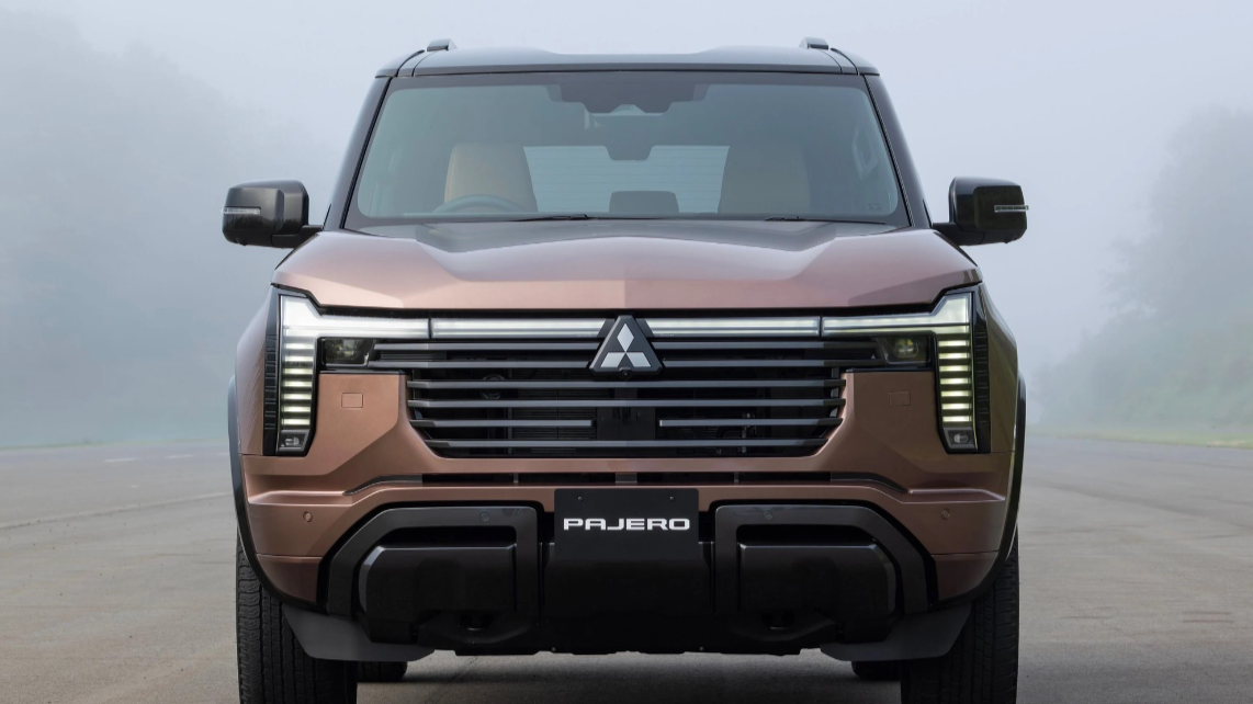 Mitsubishi Pajero thế hệ thứ 5 sử dụng động cơ diesel 2.4L 4 xi-lanh tăng áp đơn biến thiên. Ảnh: Mitsubishi.