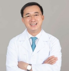 Bắt Thứ trưởng Bộ Y tế, lộ đường dây nâng giá thiết bị y tế
