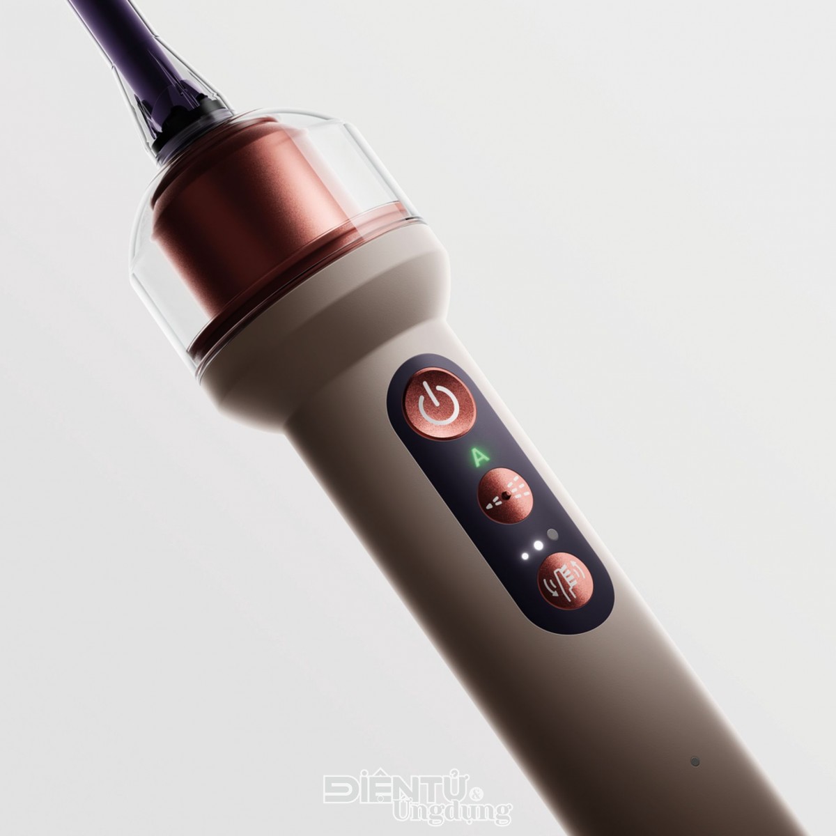 Dyson chính thức ra mắt bàn chải điện 2 in 1 CameraJet