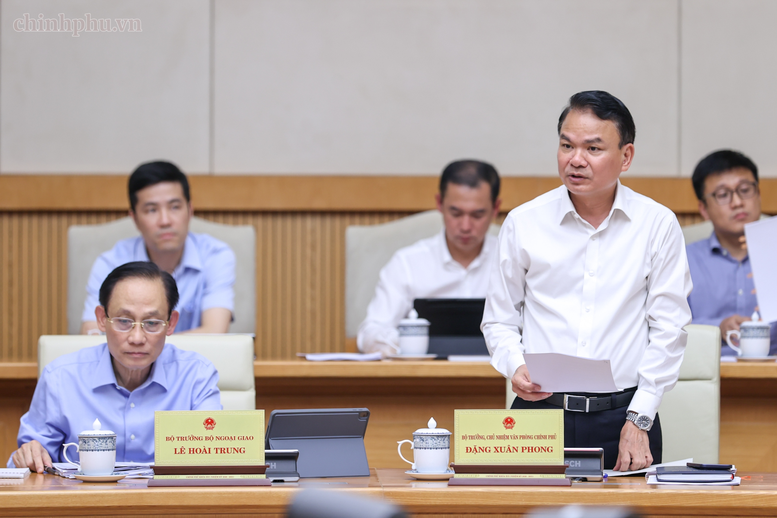 Bộ trưởng, Chủ nhiệm VPCP Đặng Xuân Phong phát biểu tại phiên họp - Ảnh: chinhphu.vn/Nhật Bắc. Bộ trưởng, Chủ nhiệm VPCP Đặng Xuân Phong phát biểu tại phiên họp - Ảnh: chinhphu.vn/Nhật Bắc.