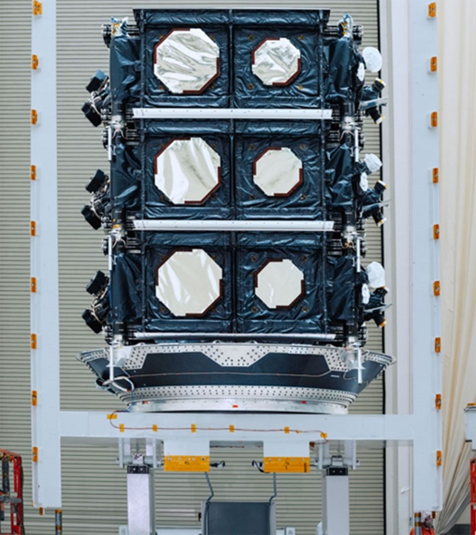 Bộ ba vệ tinh O3b mPOWER chuẩn bị chuyển tới Trạm Lực lượng Không gian Cape Canaveral để hoàn thiện mạng internet vệ tinh 13 quả