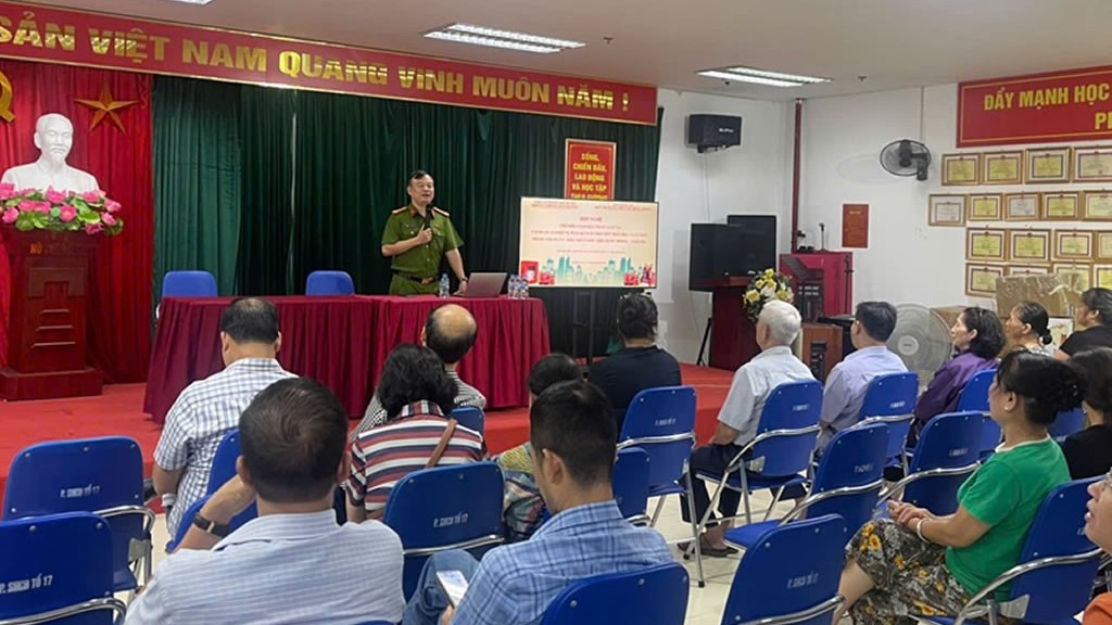 Tập huấn PCCC và diễn tập chữa cháy tại chung cư Học viện Quốc phòng