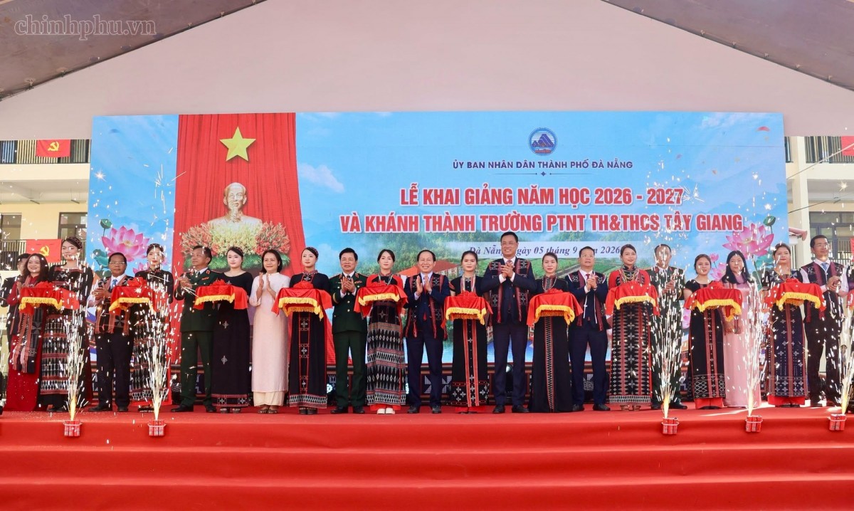 Khánh thành trường nội trú liên cấp Tây Giang, mở lối đến trường cho trẻ vùng cao Khánh thành trường nội trú liên cấp Tây Giang, mở lối đến trường cho trẻ vùng cao