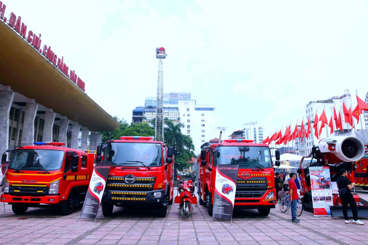 Khai mạc Triển lãm quốc tế về phòng cháy chữa cháy và cứu nạn cứu hộ 2026 tại Hà Nội Khai mạc Triển lãm quốc tế về phòng cháy chữa cháy và cứu nạn cứu hộ 2026 tại Hà Nội