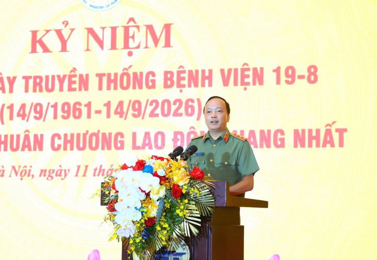 Bệnh viện 19-8 kỷ niệm 65 năm ngày truyền thống và đón nhận Huân chương Lao động hạng Nhất Bệnh viện 19-8 kỷ niệm 65 năm ngày truyền thống và đón nhận Huân chương Lao động hạng Nhất