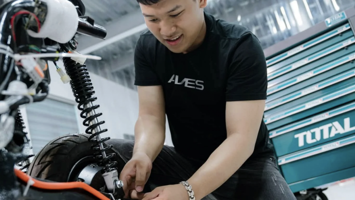 Aves chuyên tập trung nghiên cứu, phát triển và sản xuất các sản phẩm năng lượng sạch, từ xe đạp điện, xe máy điện, xe 3 bánh điện đến giải pháp năng lượng tái tạo và thiết bị công nghệ thông minh. Ảnh: Thanh Nguyễn