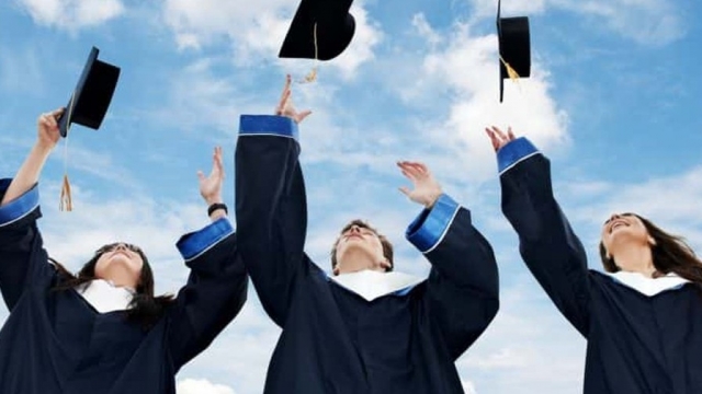 Công nhận văn bằng nước ngoài: Từ ngày 26/9, thủ tục được thực hiện hoàn toàn trực tuyến