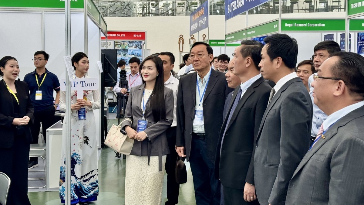GREENTECH HANOI 2026 quy tụ 400 gian hàng công nghệ xanh trong nước và quốc tế