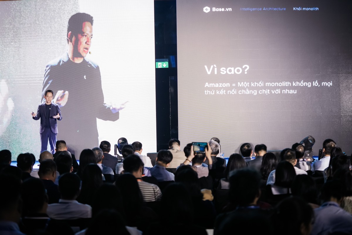 Base ra mắt Base 2.0, hướng tới mô hình doanh nghiệp vận hành cùng AI