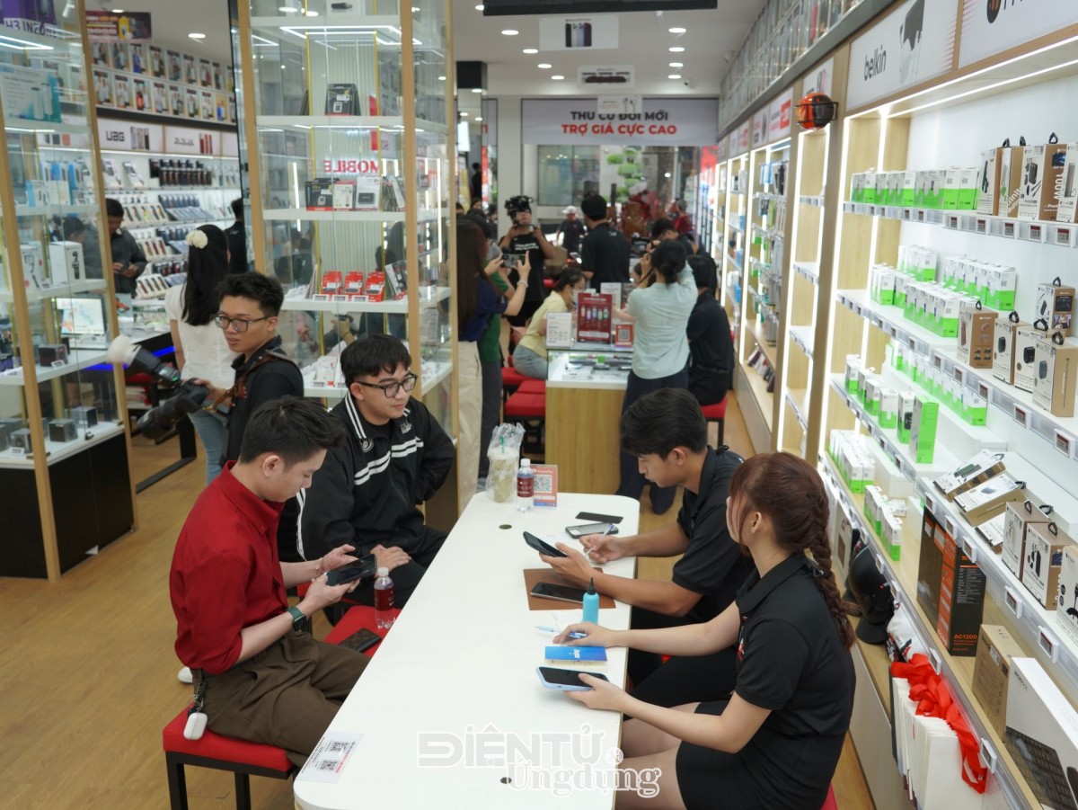 Minh Tuấn Mobile mở bán bộ đôi iPhone 18 Pro và Pro Max với cam kết “Hẹn sao - Giao vậy”