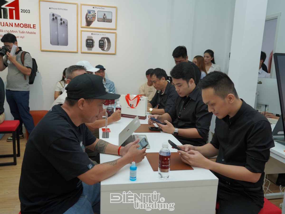 Minh Tuấn Mobile mở bán bộ đôi iPhone 18 Pro và Pro Max với cam kết “Hẹn sao - Giao vậy”