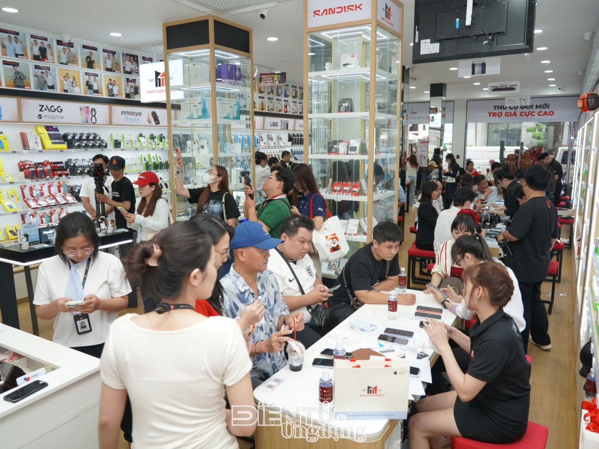Minh Tuấn Mobile mở bán bộ đôi iPhone 18 Pro và Pro Max với cam kết “Hẹn sao - Giao vậy”