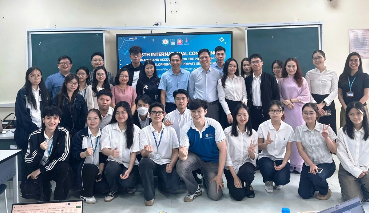 Giải pháp Tài chính thúc đẩy phát triển bền vững khu vực kinh tế tư nhân