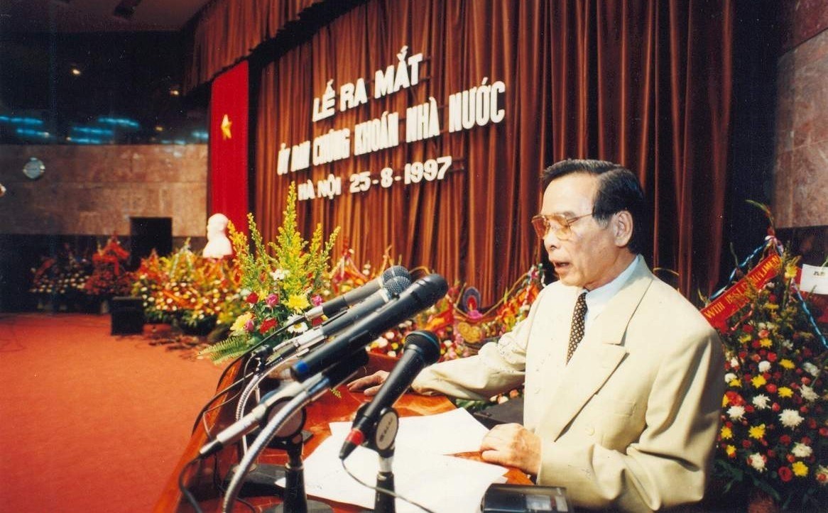 Còn ít ngày nhận tác phẩm cuộc thi viết về 30 năm ngành Chứng khoán Việt Nam