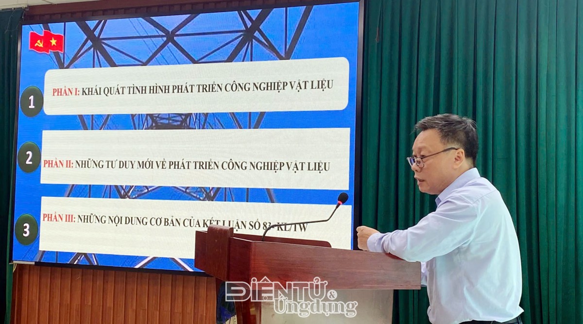 TS. Vũ Mạnh Hùng, Vụ trưởng Vụ Kinh tế ngành, Ban Chính sách, chiến lược Trung ương TS. Vũ Mạnh Hùng, Vụ trưởng Vụ Kinh tế ngành, Ban Chính sách, chiến lược Trung ương