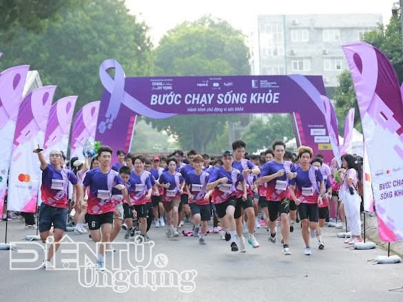 'Chạm sẻ chia. Trao hy vọng' tiếp tục đồng hành cùng phụ nữ yếu thế và dân tộc thiểu số 'Chạm sẻ chia. Trao hy vọng' tiếp tục đồng hành cùng phụ nữ yếu thế và dân tộc thiểu số