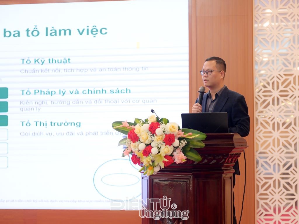 Đưa chữ ký số vào giao dịch hằng ngày của người dân