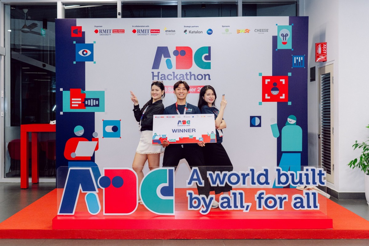 RMIT thách thức sinh viên thiết kế môi trường làm việc hòa nhập