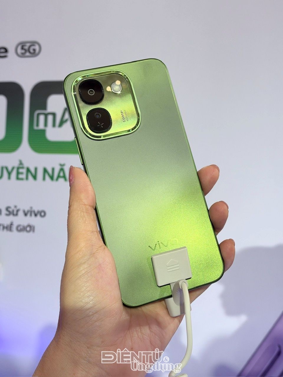 vivo V80 Lite 5G chính thức ra mắt tại Việt Nam