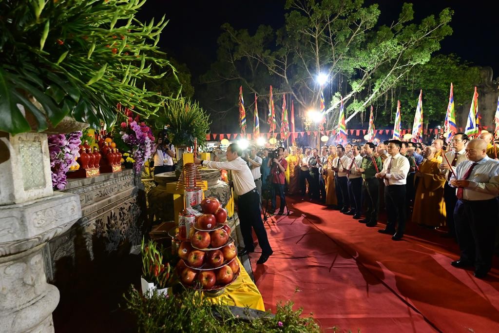 Lễ tưởng niệm 726 năm Ngày mất của Anh hùng dân tộc Trần Hưng Đạo