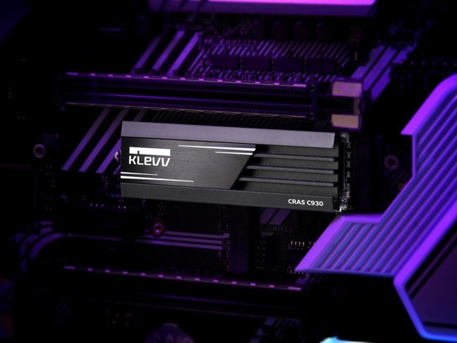 KLEVV tăng sức mạnh lưu trữ bằng bộ ba SSD PCIe Gen4 CRAS C930, C925G và C910G KLEVV tăng sức mạnh lưu trữ bằng bộ ba SSD PCIe Gen4 CRAS C930, C925G và C910G