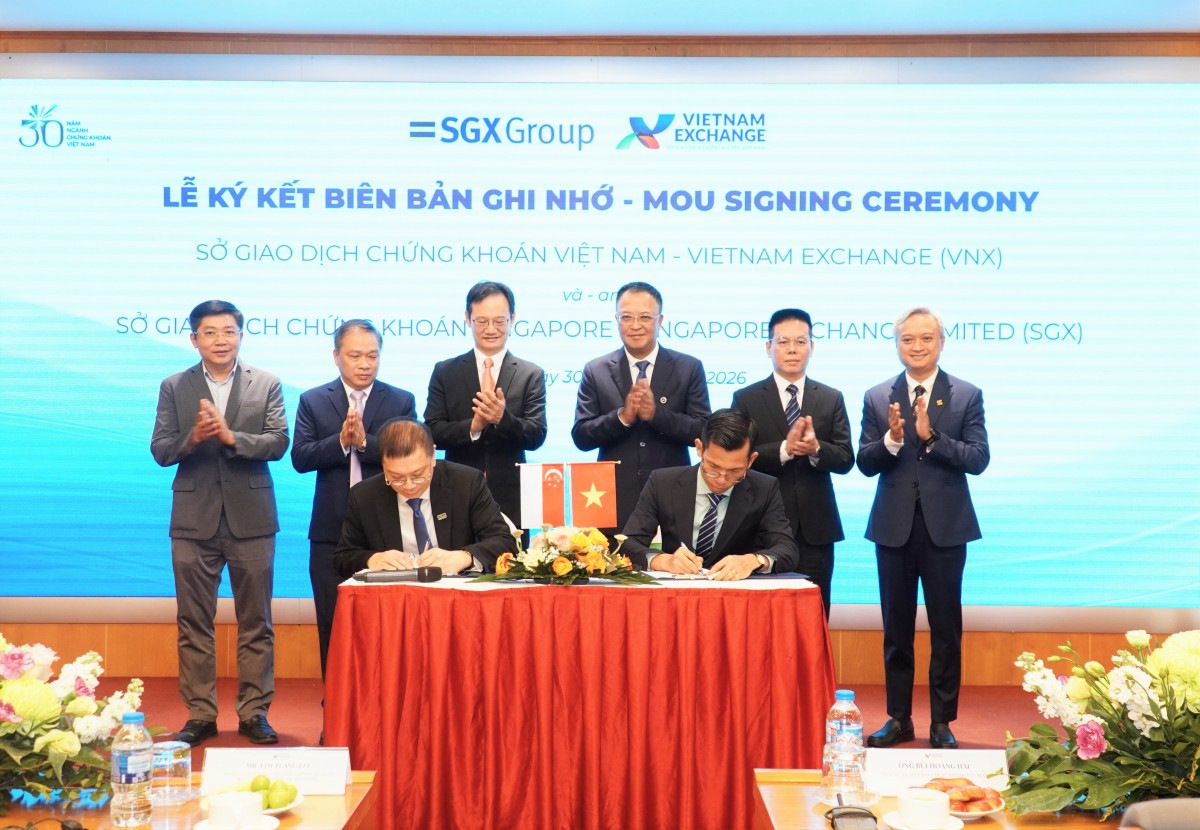 UBCKNN và MAS tăng cường hợp tác, thúc đẩy kết nối thị trường vốn Việt Nam - Singapore UBCKNN và MAS tăng cường hợp tác, thúc đẩy kết nối thị trường vốn Việt Nam - Singapore
