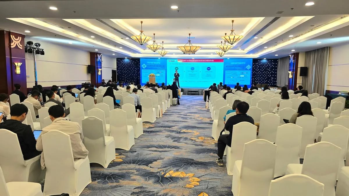 Tái định hình dịch vụ ngân hàng và kiến tạo hệ sinh thái tài chính thông minh