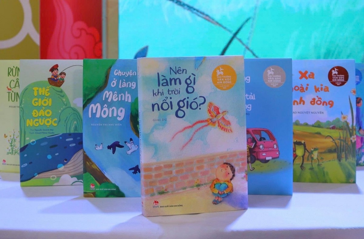 Văn học trẻ trước sức ép từ nội dung số