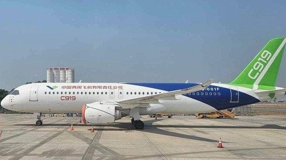 Máy bay C919 của Trung Quốc gặp khó trong cuộc đua với Boeing, Airbus