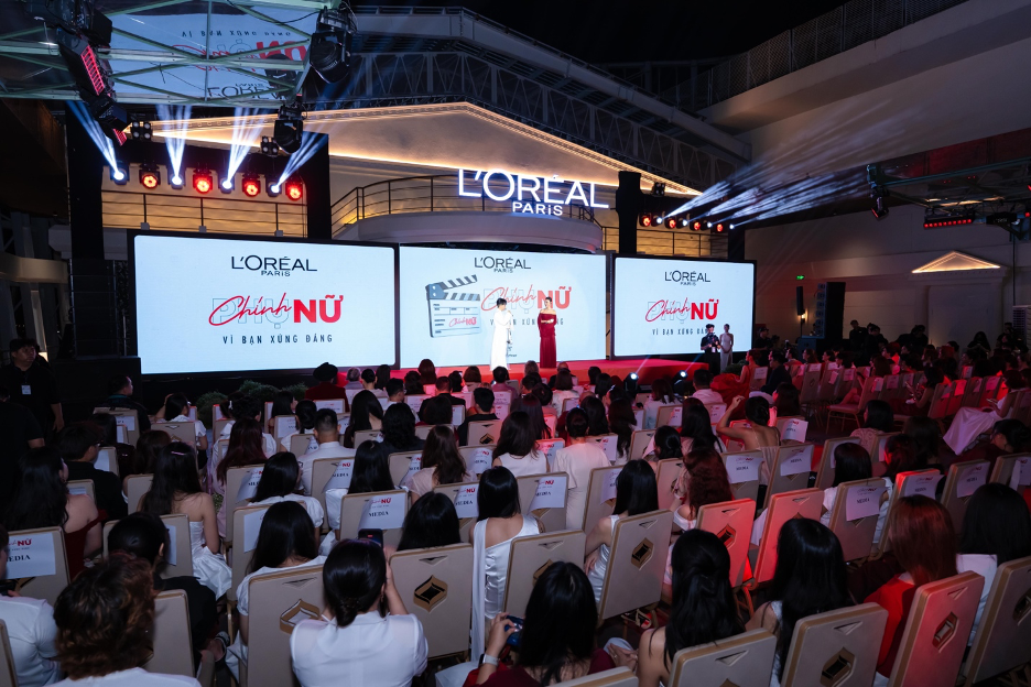 20 phụ nữ được vinh danh tại 'Chính Nữ 2026' 20 phụ nữ được vinh danh tại 'Chính Nữ 2026'