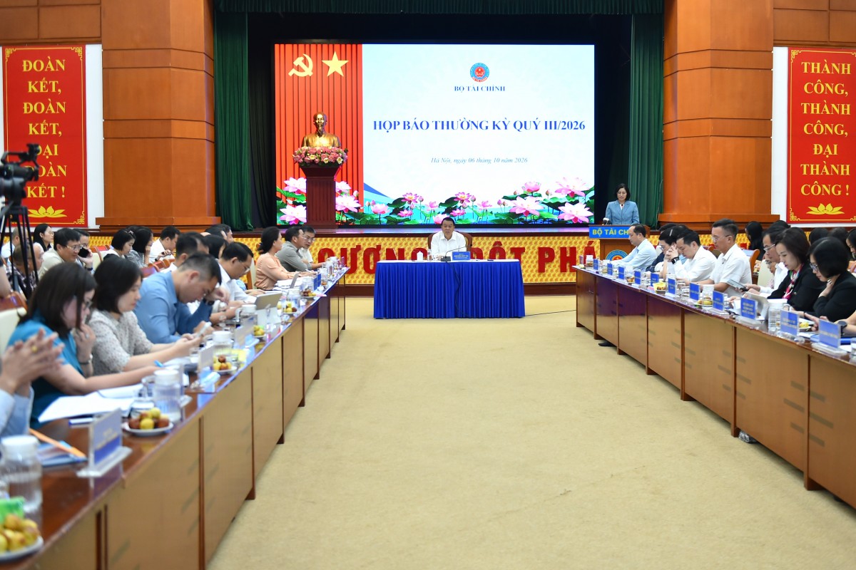 Ngành Thuế đặt mục tiêu 100% hồ sơ hoàn thuế giá trị gia tăng được tiếp nhận điện tử Ngành Thuế đặt mục tiêu 100% hồ sơ hoàn thuế giá trị gia tăng được tiếp nhận điện tử