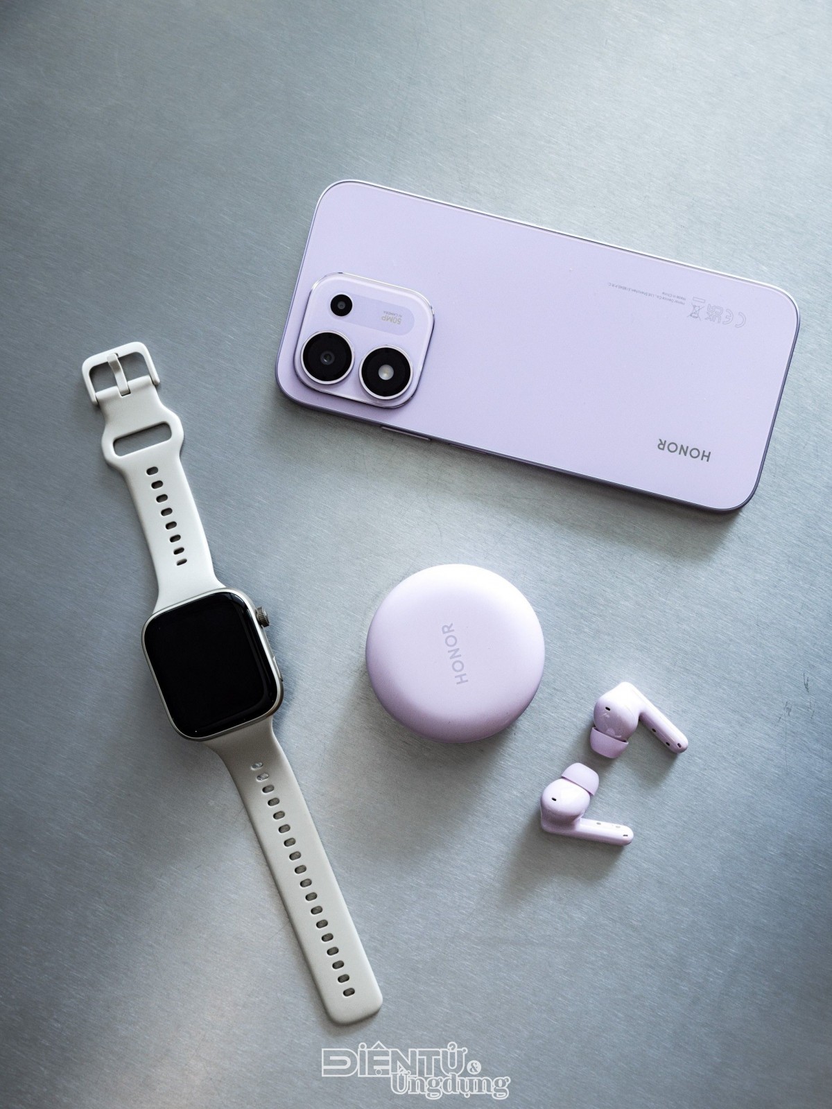 HONOR chính thức ra mắt HONOR 600S cùng bộ đôi thiết bị đeo mới