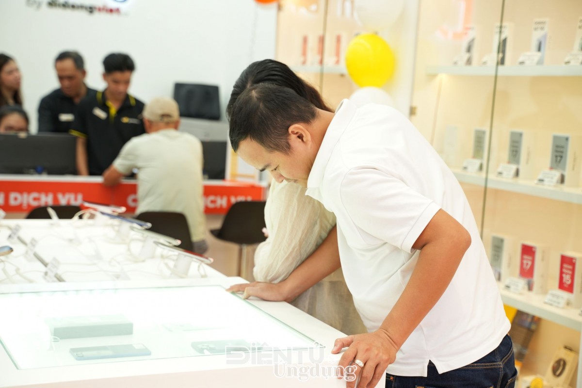 D | Viện Di Động by Di Động Việt khai trương cửa hàng mới