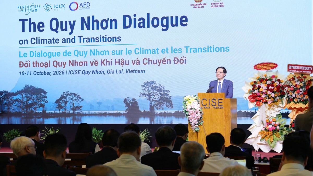 Phó Thủ tướng Hồ Quốc Dũng: 