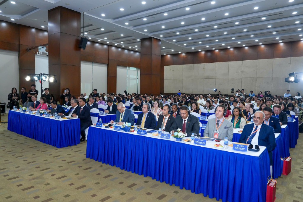 Phát triển nhân lực chất lượng cao, tạo động lực tăng trưởng cho Hà Nội