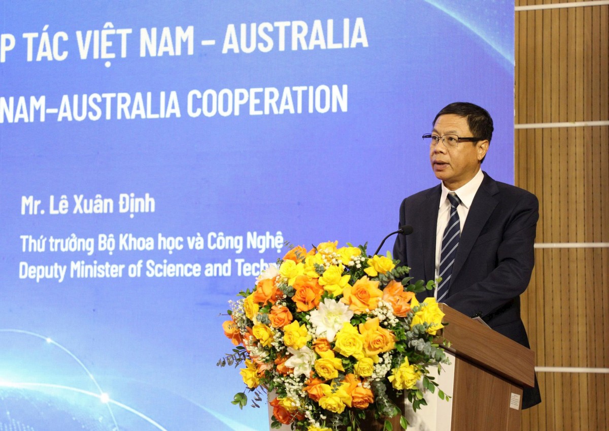 Thứ trưởng Bộ Khoa học và Công nghệ Lê Xuân Định phát biểu chỉ đạo tại Diễn đàn. Ảnh: Khánh Duy